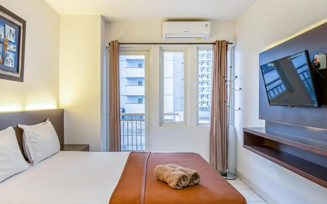 Skyland Sentul Tower Apartment