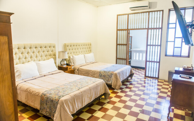 El Claustro Hotel House