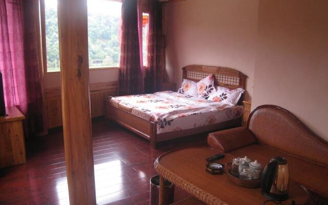 He Shun Da Cha Hu Guest House