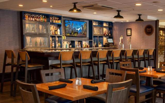 Four Points by Sheraton Philadelphia City Center