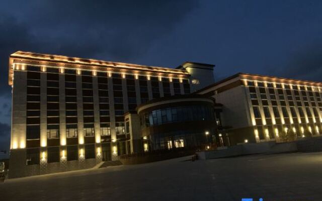 yantai jiangjunlanwandujiajiudian