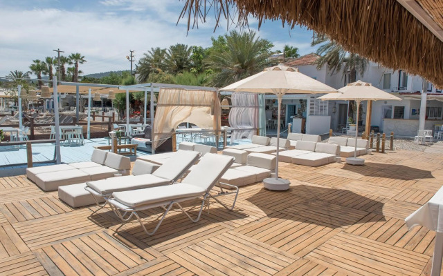 Palmiye Beach & Rest