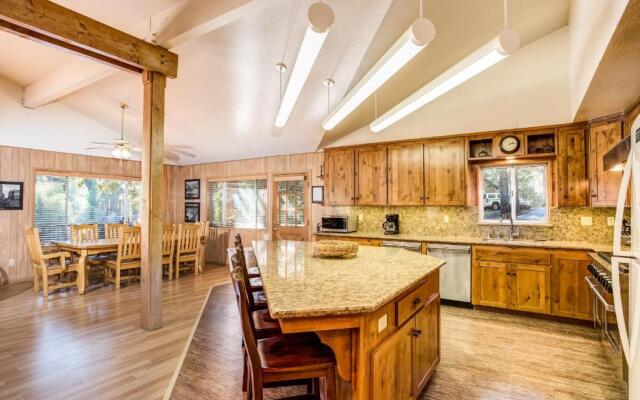 64 River Lodge