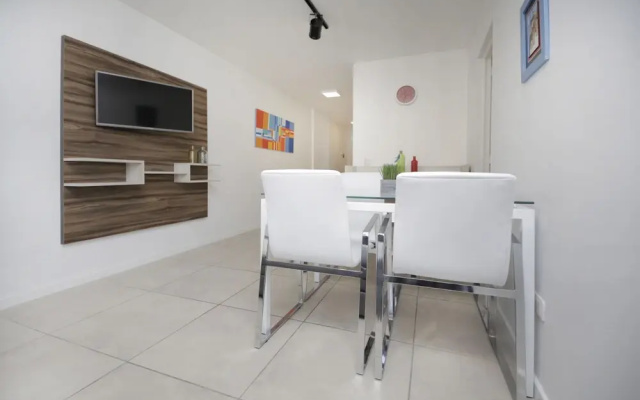 AW6 Derqui Apartment