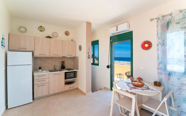 Mare Blu 2 on the beach