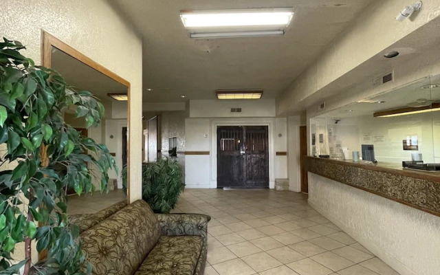Travelodge By Wyndham Farmington Hwy 64