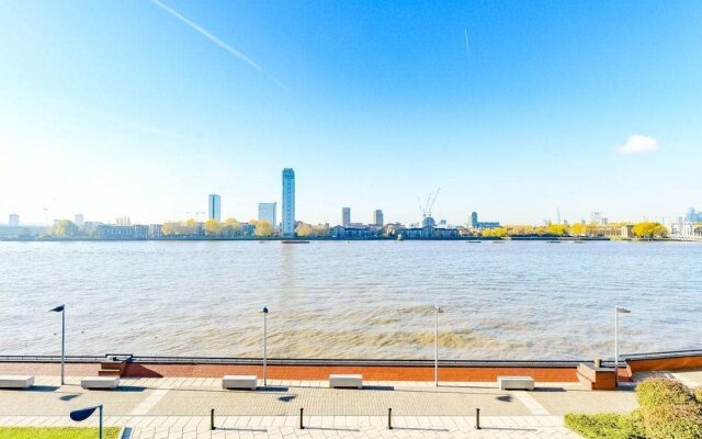 The Regency River View Apartment