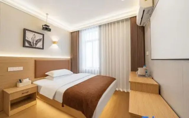 Shanghai Tuwo Youth Hostel (Hongqiao Railway Station Convention and Exhibition Center)