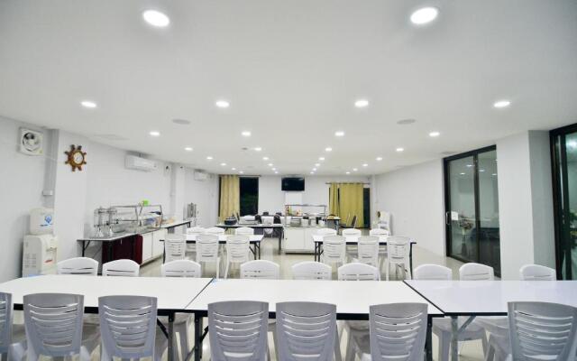 Sabuy Best Hotel Phayao