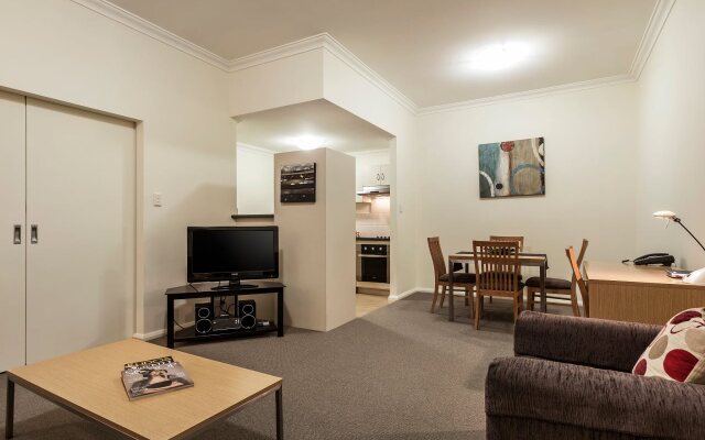 Best Western Northbridge Apartments