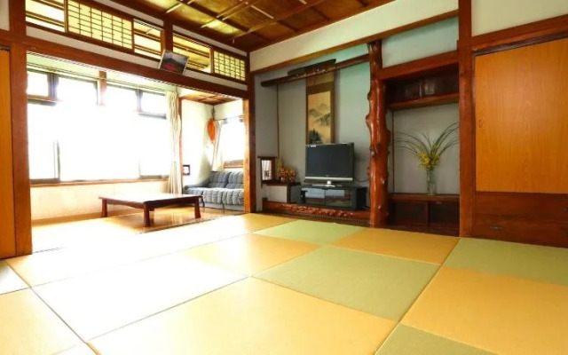 Minshuku Tozanguchi Onsen