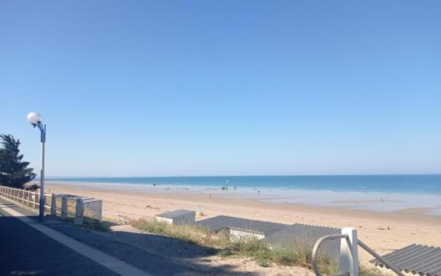 Appartement Jullouville, 1 Pièce, 2 Personnes - Fr-1-361-120