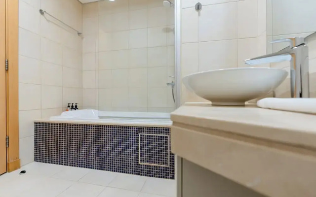 1BR with Ocean Views Palm Jumeirah