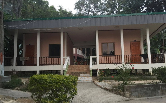 Sea Breeze Resort