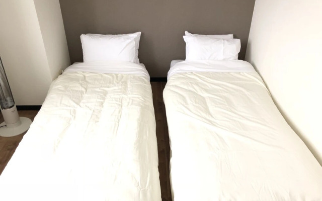 Sun Court south 4 articles / Vacation STAY 3805