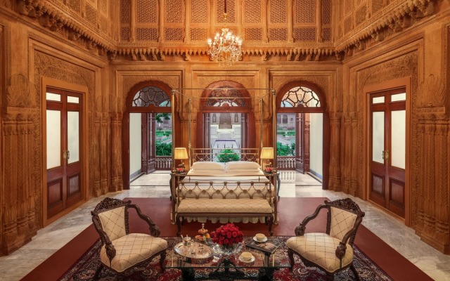 The Laxmi Niwas Palace