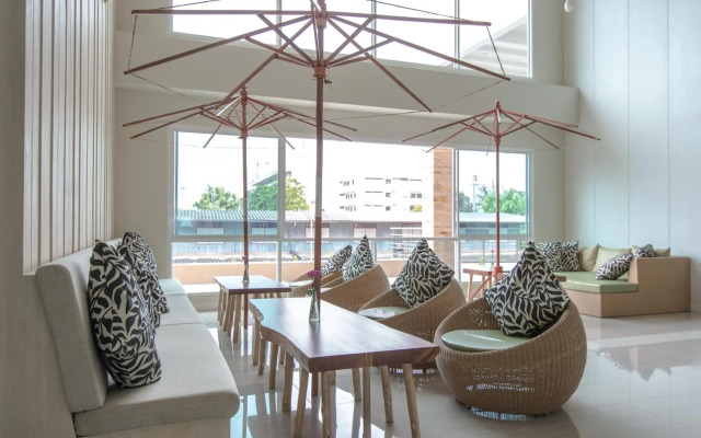 Prachuap Grand Hotel