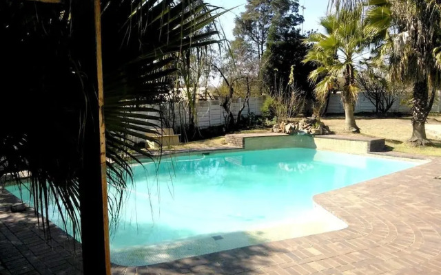 Fourways Boarding Lodge