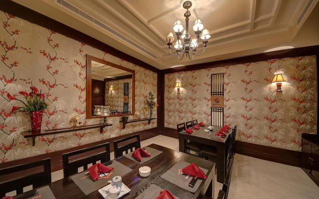 Ascot Hotel