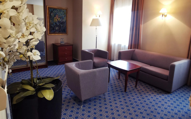 Warmiński Hotel & Conference