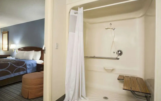 Days Inn Clarksville North