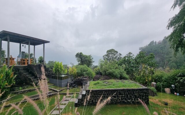 Onion Garden And Natural Hotspring