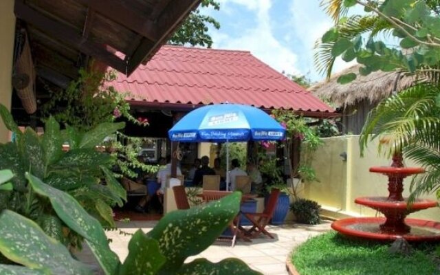 The Reef Seafood Grill & Boutique Resort