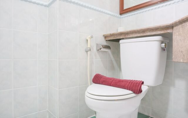 Elegant And Homey 2Br Apartment At Puri Casablanca