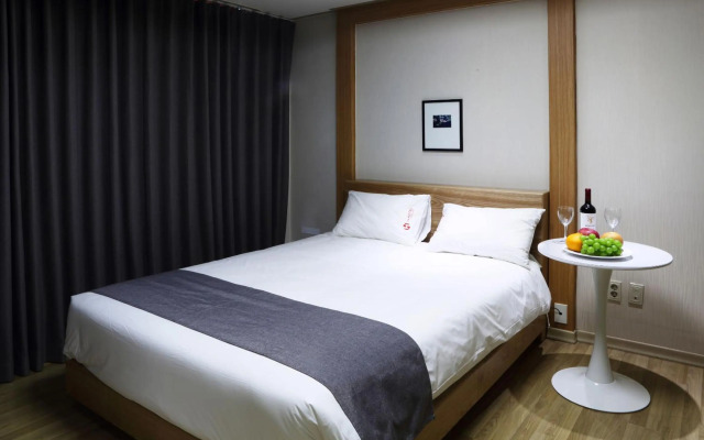 The Hotel Yeong Jong