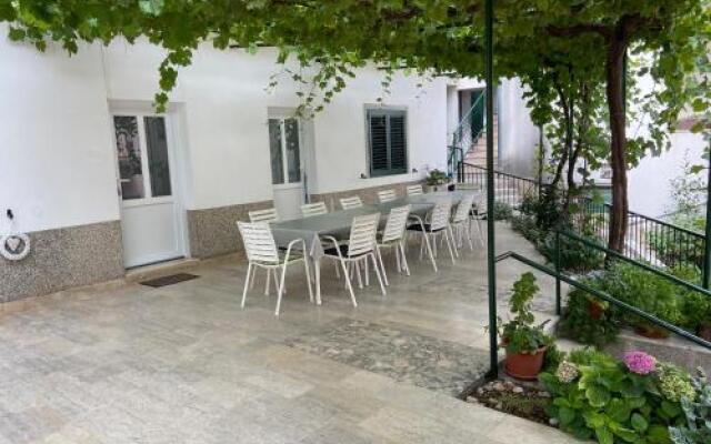 Apartmani Amila-Pisak