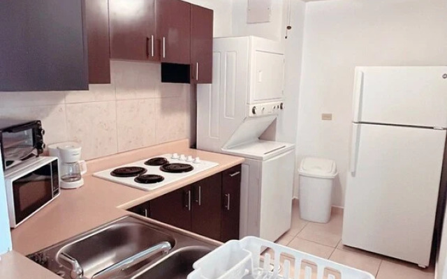 Ocean View 3br With Pool,parking and Walk To Beach