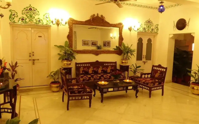 Jagat Niwas Palace