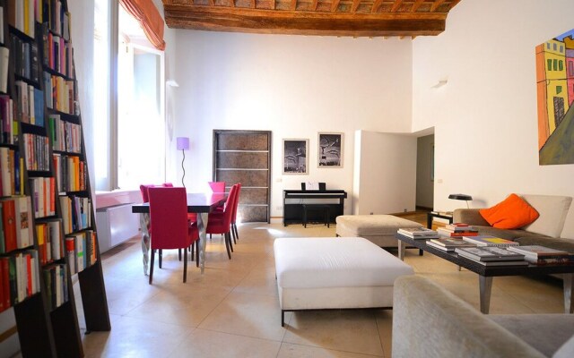 Navona Stylish Apartment
