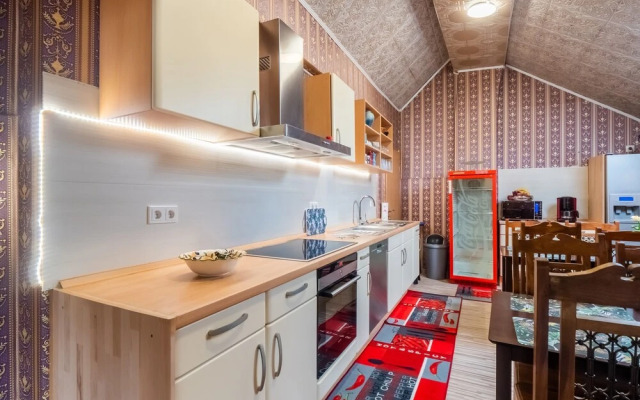 Holiday Home for Groups in Kinheim