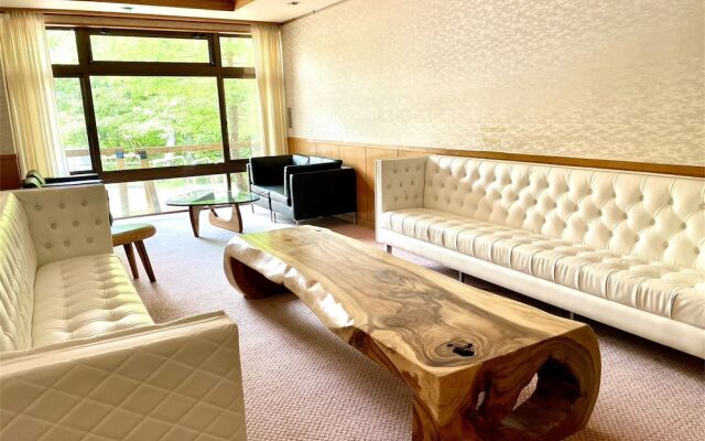 Lake Side Nikko Hotel