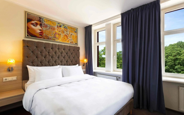 Отель Radisson Hotel Old Town Riga