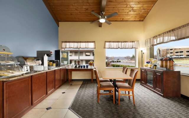 Days Inn by Wyndham Oak Ridge Knoxville