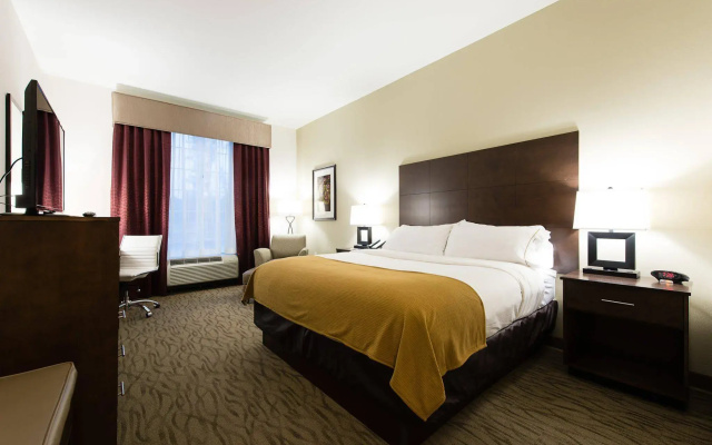 Holiday Inn Express & Suites Aiken by IHG