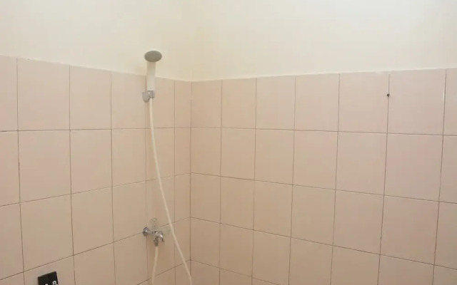 Comfort and Modern Studio Tifolia Apartment