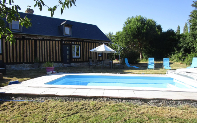 Characteristic, 16-th Century House With Heated Swimming Pool