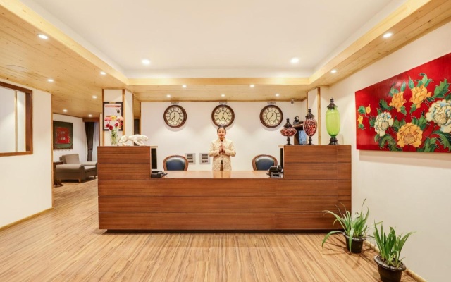Summit Swiss Heritage Hotel & Spa – Lobby – Darjeeling