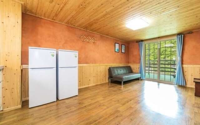Gyeongju Cypress Pension