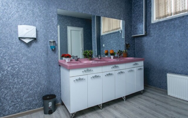Sherlock Holmes Hostel Baku