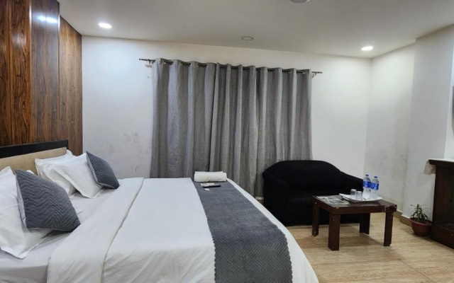 Mauryan Elite Hotel @ Devli Khanpur