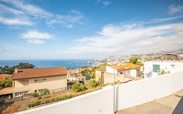 Uptown Sea View by Madeira Sun Travel