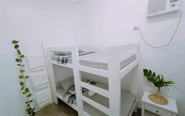 Tropical Vibes Inn Siargao