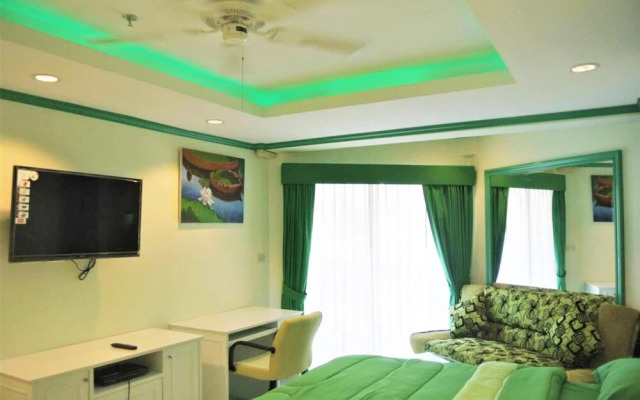 Jomtien Beach Condominium A2 Studio Apartment Pattaya