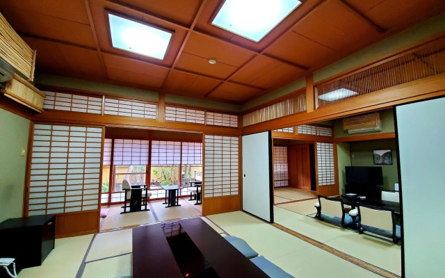 Yufuin Santokan