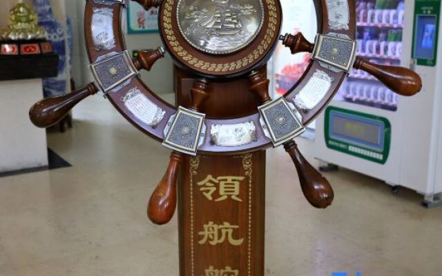 Xinyang Construction Road Hotel
