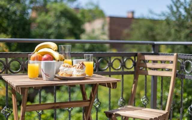 Elenas Rooms & Apartment